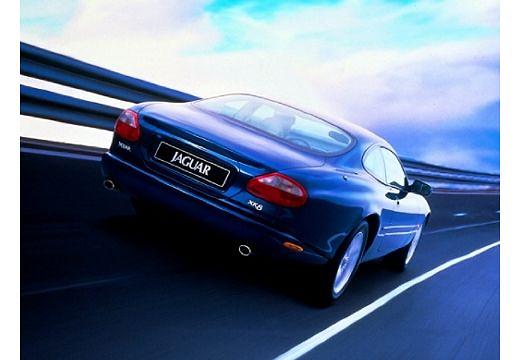 JAGUAR-XK8-Coupe--1996-1998-