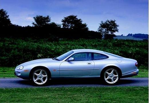 JAGUAR-XK8-Coupe--1996-1998-