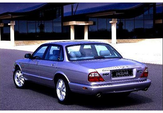 JAGUAR-XJ8--1997-1998-