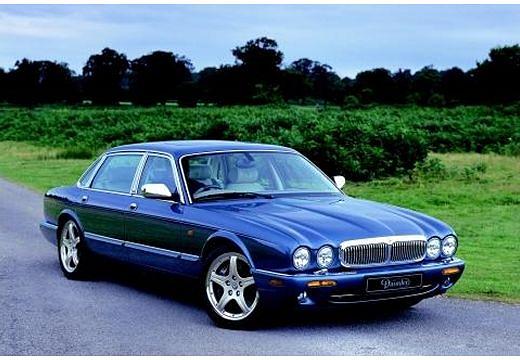 JAGUAR-Daimler-V8--1997-1998-