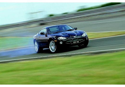 JAGUAR-XKR-Coupe--1998-1999-
