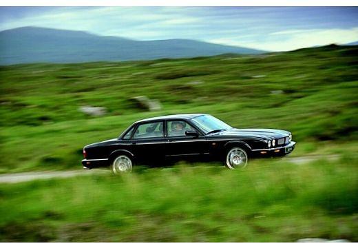 JAGUAR-XJR--1997-1998-