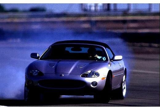 JAGUAR-XKR-Cabriolet--1998-1999-