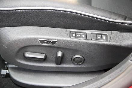 Alles, was du willst: Auf Wunsch bekommt man den Astra mit besonders ergonomisch wertvollem Gestühl, samt elektrischer Verstellung und Sitzbelüftung.