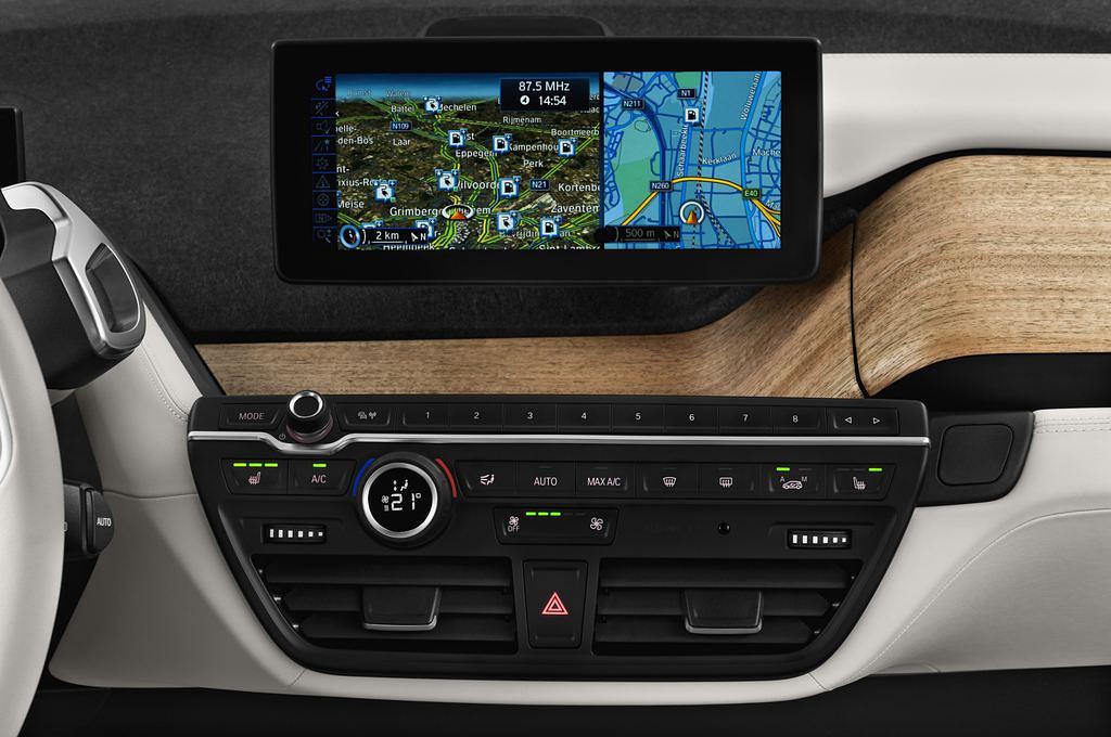 BMW I3 (Baujahr 2014) - 5 Türen Mittelkonsole
