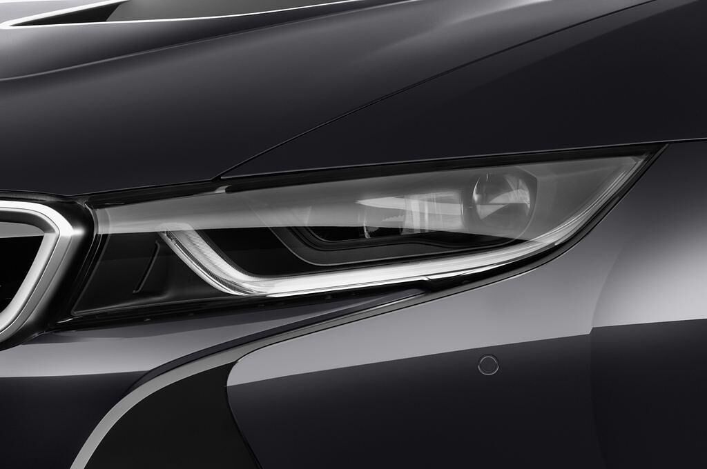 BMW I8 (Baujahr 2015) Pure Impulse 2 Türen Scheinwerfer