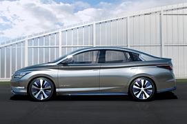 Infiniti Concept LE - Leaf hoch zwei