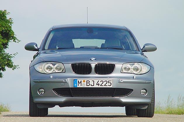 Unter anderem die Doppelniere macht den 1er zum typischen BMW