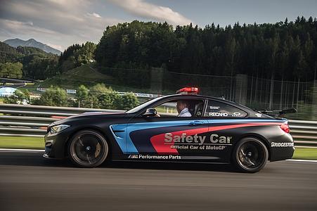 BMW M4 Pace Car Moto GP - Immer vorweg