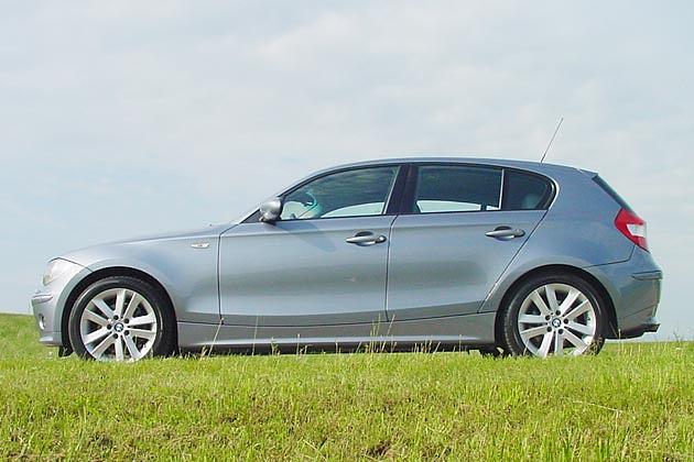 Mit 4,27 Metern ist der 1er ein paar Zentimeter länger als der VW Golf