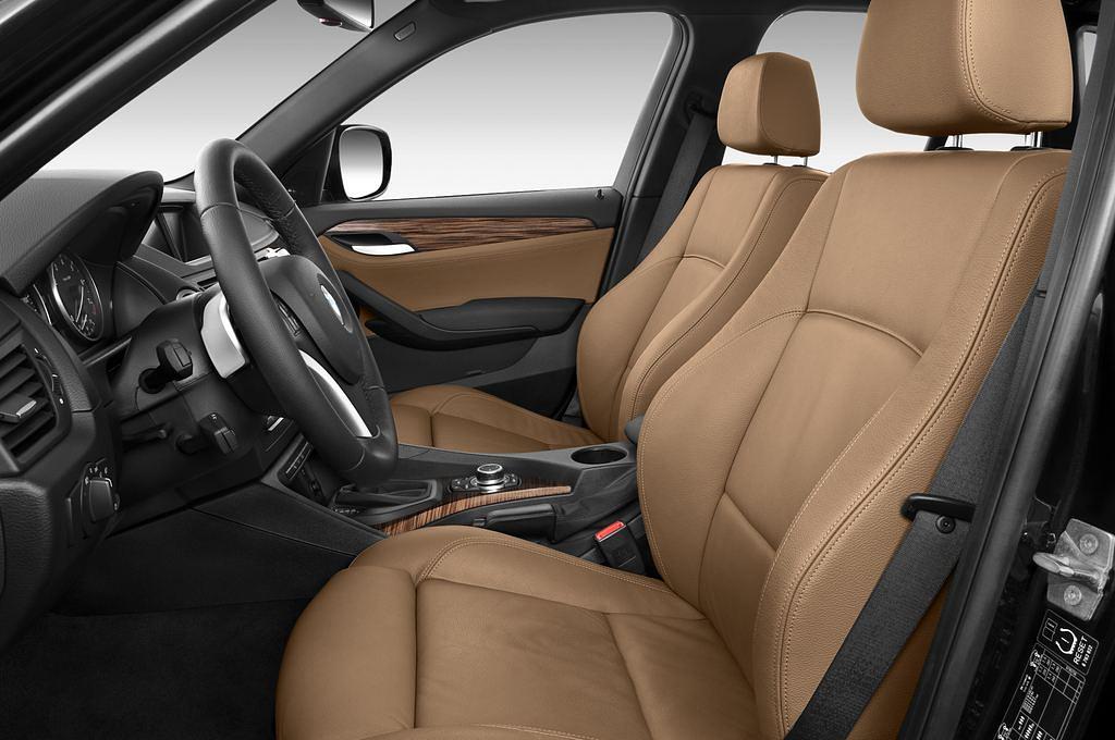 BMW X1 (Baujahr 2010) xDrive20d 5 Türen Vordersitze