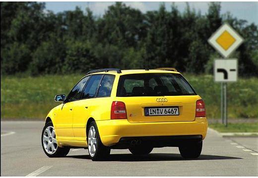 AUDI-S4-Avant-2-7-quattro--1997-1998-