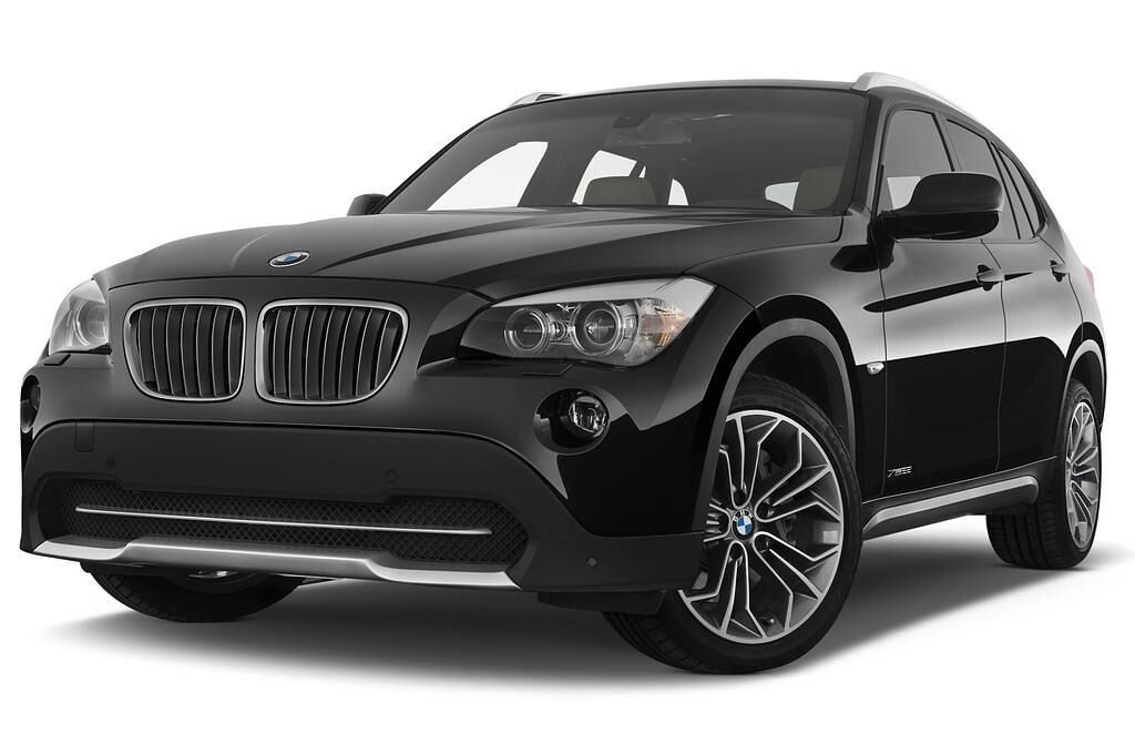BMW X1 (Baujahr 2010) xDrive20d 5 Türen seitlich vorne mit Felge