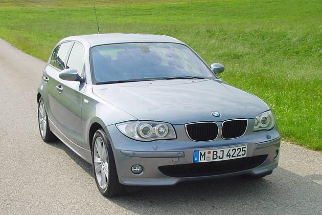 Einmalig im Modellprogramm von BMW ist die Form der Frontleuchten