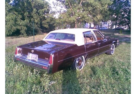 Cadillac Fleetwood Limousine (1985–1992) 5.0 (203 PS)