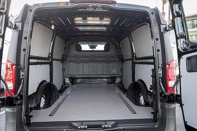 Mercedes Metris in den USA