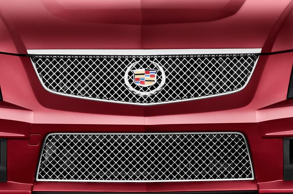 Cadillac CTS (Baujahr 2011) V 2 Türen Kühlergrill und Scheinwerfer