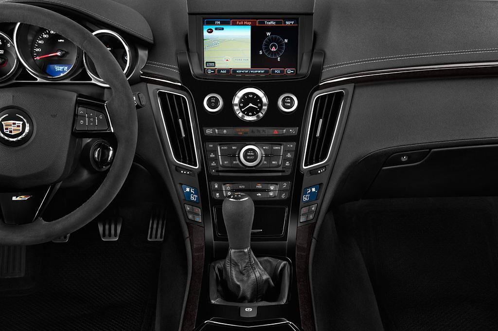 Cadillac CTS (Baujahr 2011) V 2 Türen Mittelkonsole