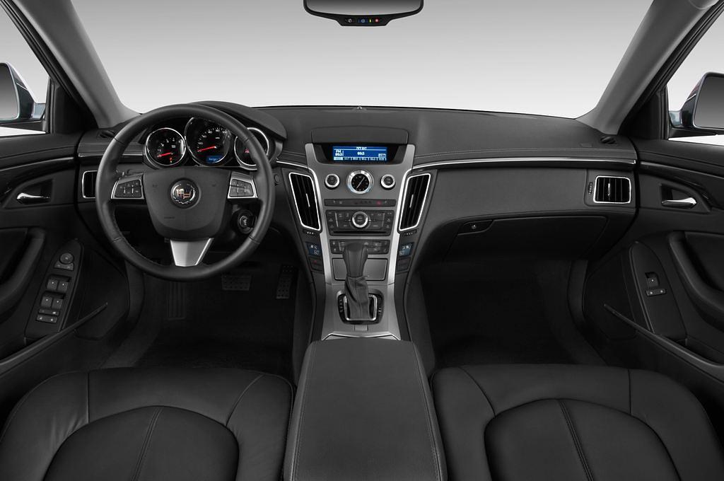 Cadillac CTS (Baujahr 2009) Elegance 4 Türen Cockpit und Innenraum