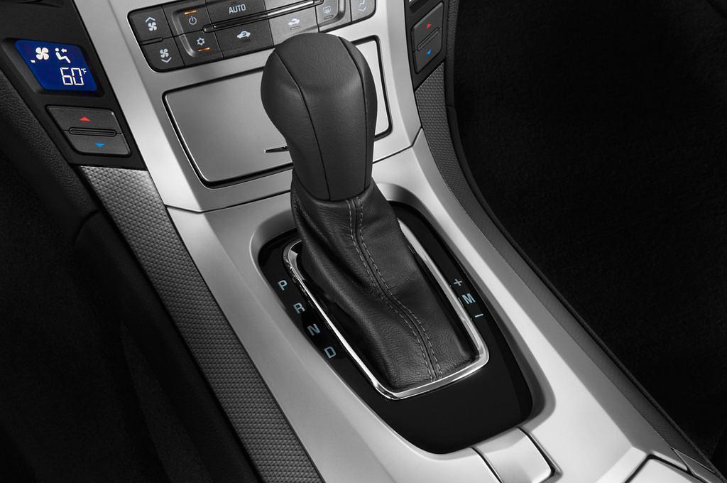 Cadillac CTS (Baujahr 2009) Elegance 4 Türen Schalthebel