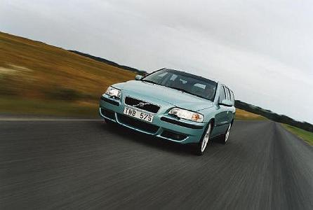 Volvo V70 Kombi (2000–2004) 2.4 (170 PS) Volvo V70 Kombi (2000–2004) 2.4 (170 PS)