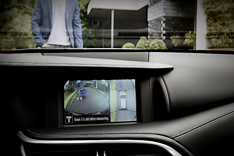 Infiniti Q30