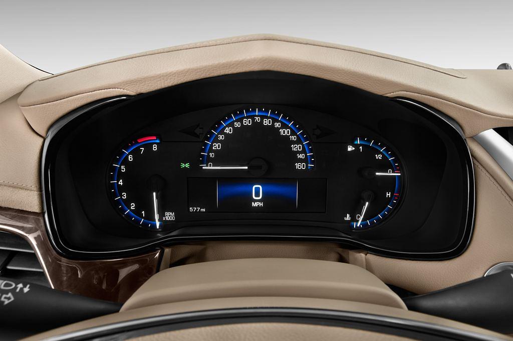 Cadillac CTS (Baujahr 2013) - 4 Türen Tacho und Fahrerinstrumente