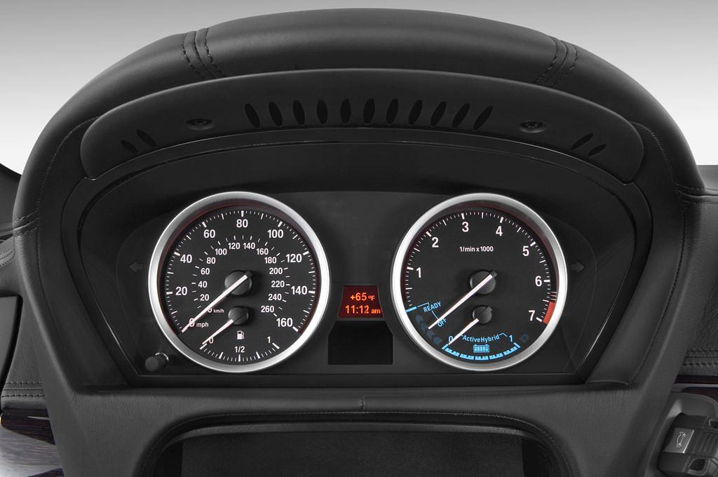 BMW X6 (Baujahr 2010) Active Hybrid 5 Türen Tacho und Fahrerinstrumente