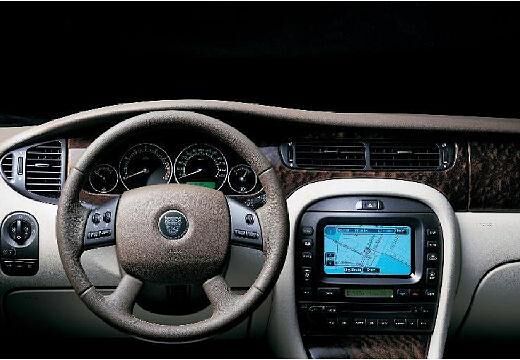 JAGUAR-X-Type-Estate-2-5-V6--2004-2007-