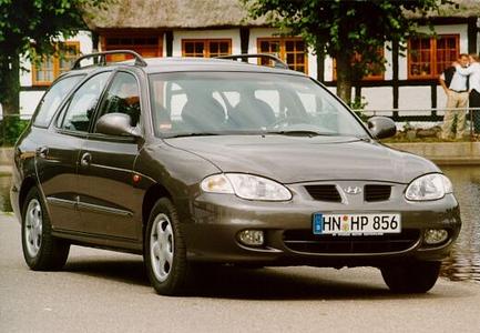 Hyundai Lantra Combi (1996–2000)