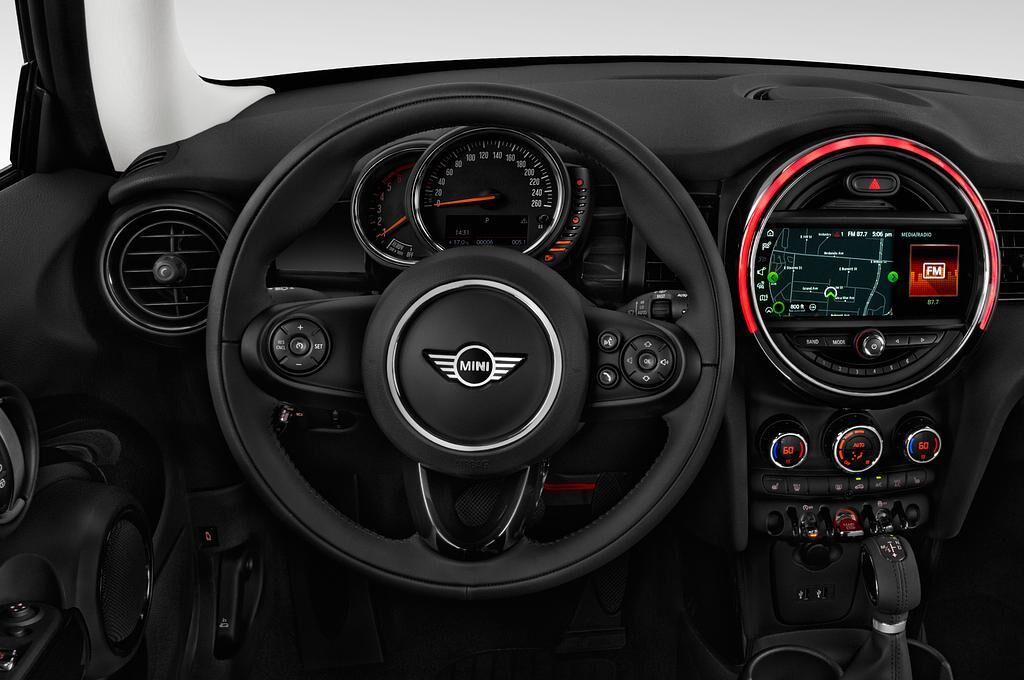 MINI MINI (Baujahr 2018) Cooper 3 Türen Lenkrad