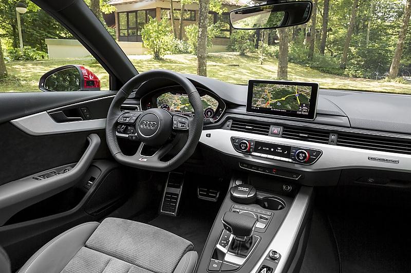 Der aufgeräumte Innenraum des Audi A4 2.0 TFSI Jahrgang 2016