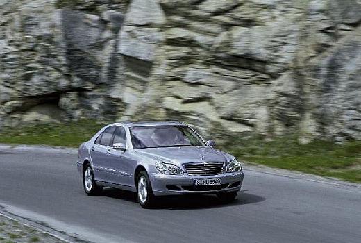 MERCEDES-BENZ-S-400-CDI--2004-2005-