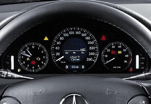 MERCEDES-BENZ-CLK-Cabrio-500--2004-2005-