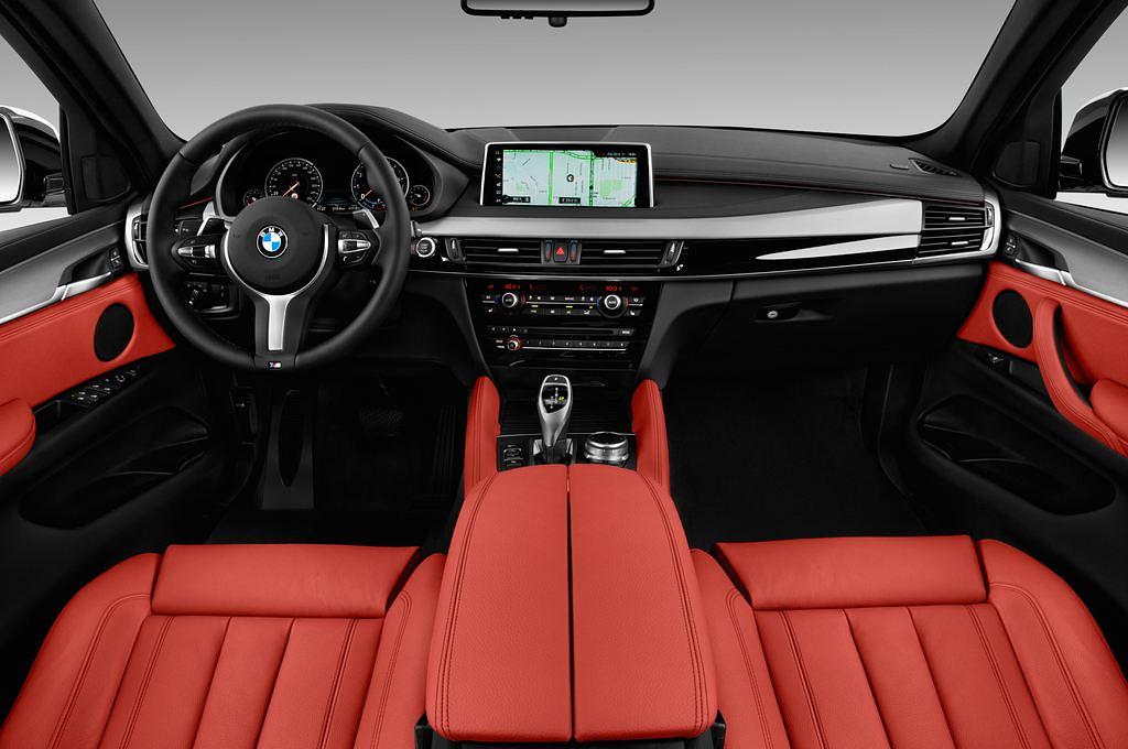 BMW X6 (Baujahr 2017) M sportpaket 5 Türen Cockpit und Innenraum