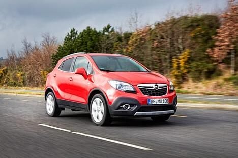 Dynamisch. Trotz aller SUV Ambitionen ist der Mokka auch auf der Autobahn zügig unterwegs. 190 km/h sind es beim Diesel mit Schaltgetriebe.
