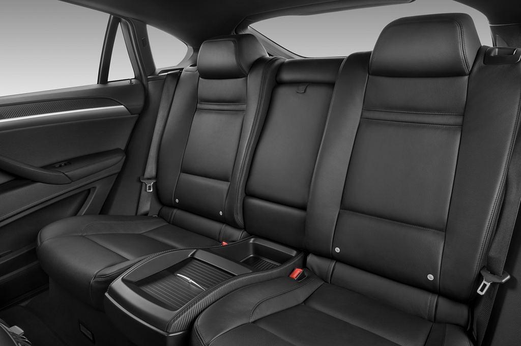 BMW X6 M (Baujahr 2012) - 5 Türen Rücksitze