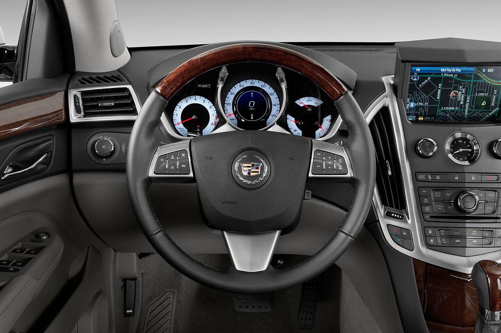 Cadillac SRX (Baujahr 2009) Elegance 5 Türen Lenkrad