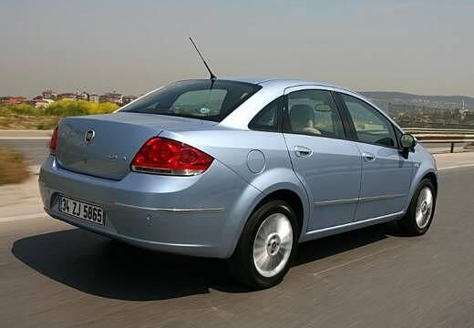 FIAT-Linea-1-4-8V--2007-