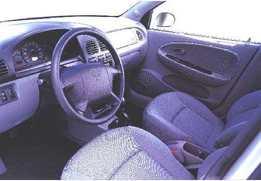 KIA-Rio-1-3--2000-2002-