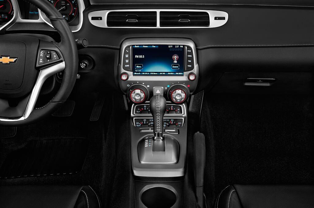 Chevrolet Camaro (Baujahr 2012) - 2 Türen Mittelkonsole