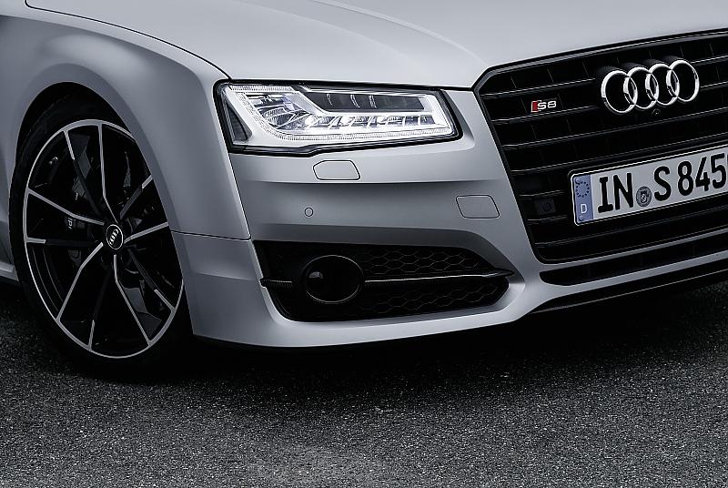 Audi S8 Plus