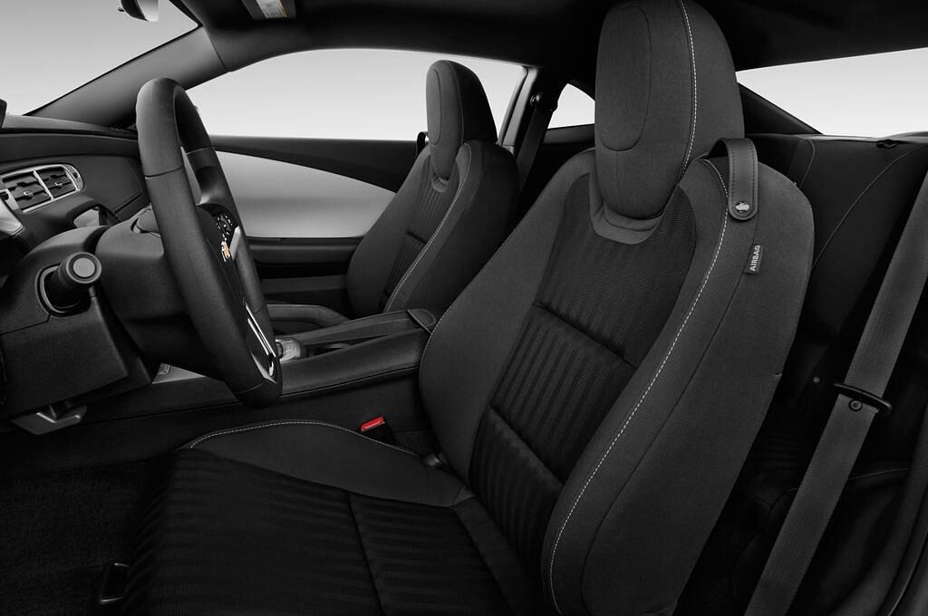 Chevrolet Camaro (Baujahr 2012) - 2 Türen Vordersitze