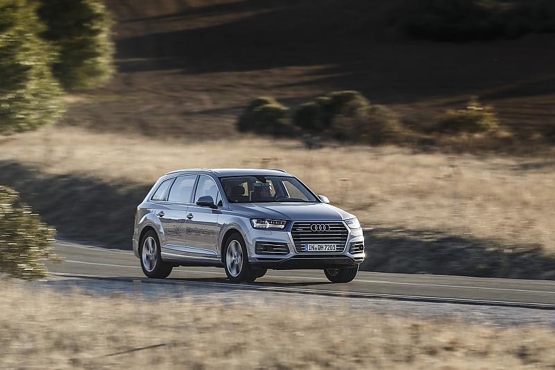 Audi Q7 e-tron 3.0 TDI quattro - im März 2016 kommt der Hybride auf den Markt