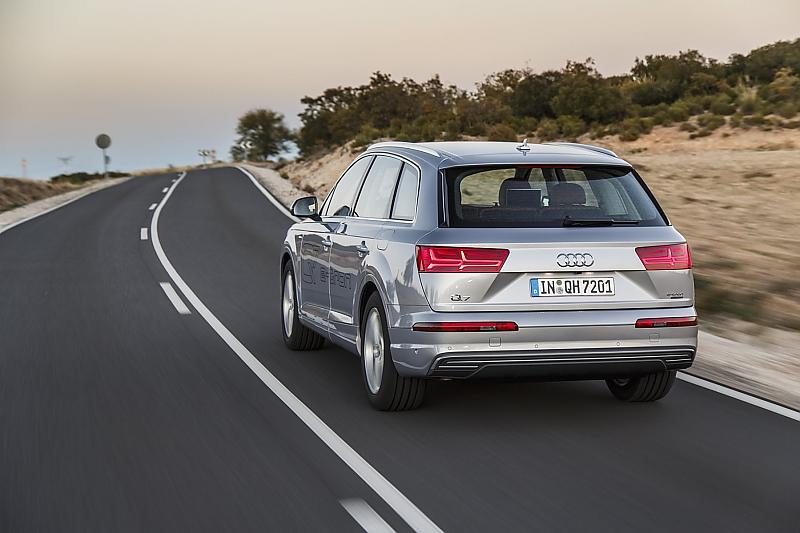 Audi Q7 e-tron 3.0 TDI quattro