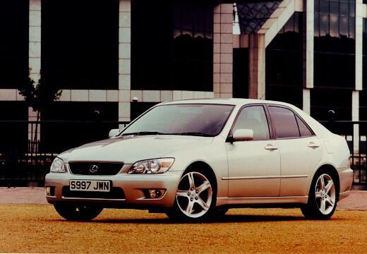 LEXUS-IS-200--1999-2001-