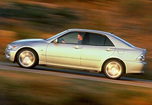 LEXUS-IS-200--1999-2001-