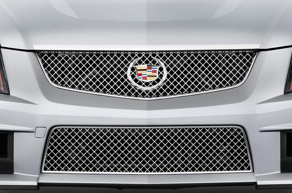 Cadillac CTS (Baujahr 2012) V 5 Türen Kühlergrill und Scheinwerfer