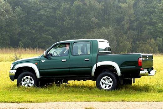 TOYOTA-HiLux--2001-2005-