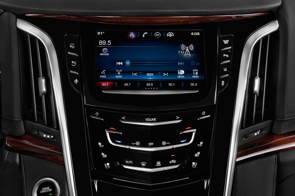 Cadillac Escalade (Baujahr 2015) Premium 5 Türen Radio und Infotainmentsystem